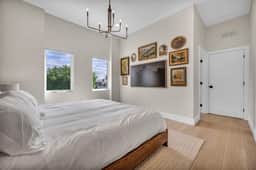 Duck Island Townhome - Image 4