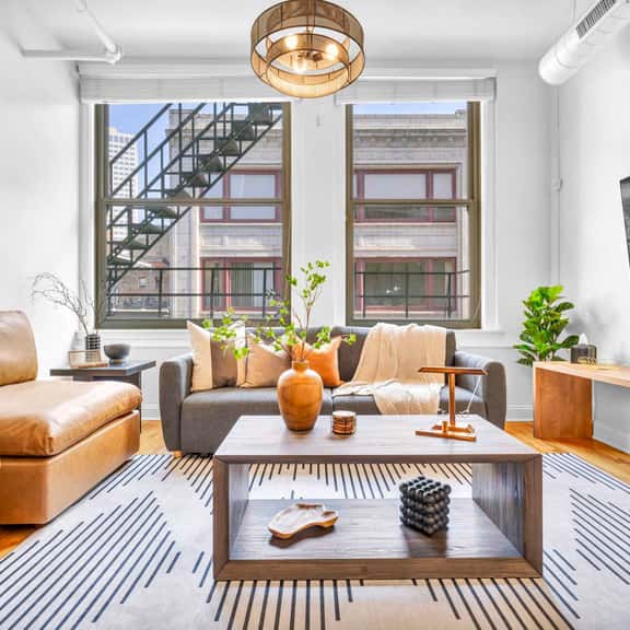 Lofts 300 - Image 1