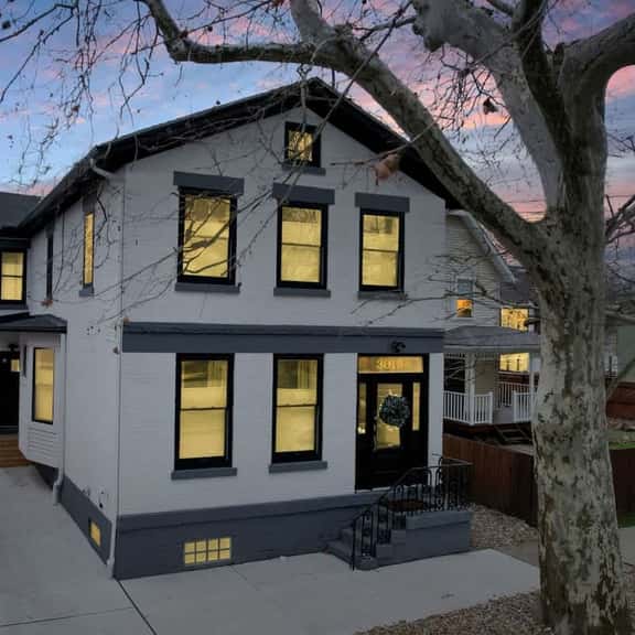 Chatham Manor - Image 1