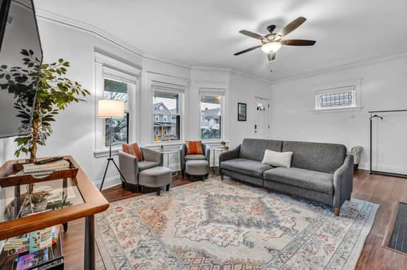 W 61st 1337 - Image 3