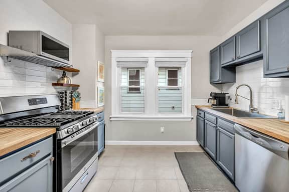 W 61st 1339 - Image 5