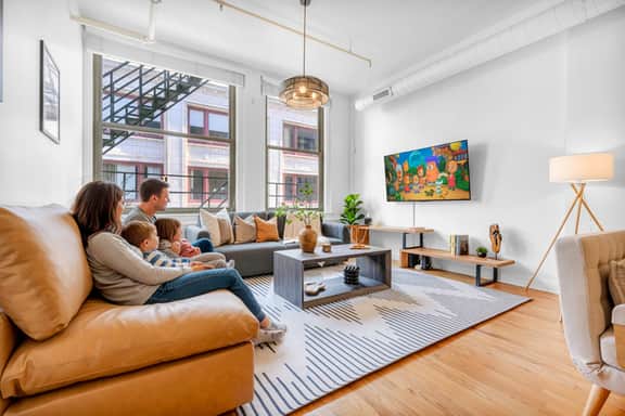 Lofts 300 - Image 4